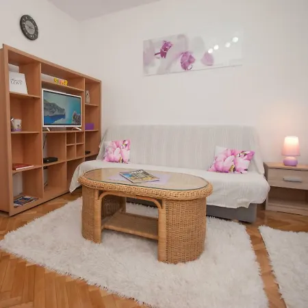Appartement Tina *