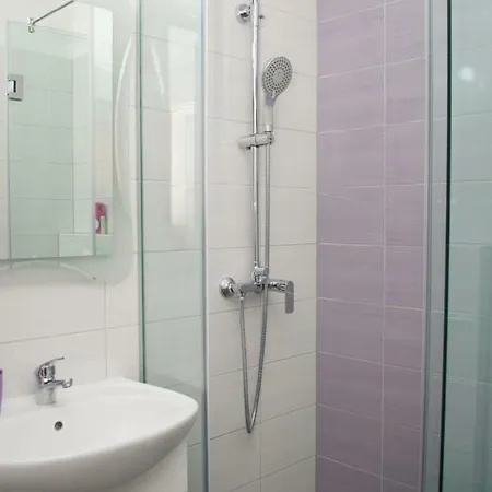 Tina Apartment Split
